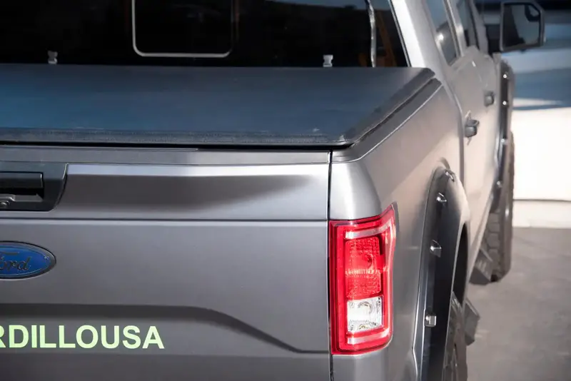 Armordillo Usa 7162846 Tf Tri-Fold Tonneau Cover – Soft Roll-Up Design With Aluminum Frame 1